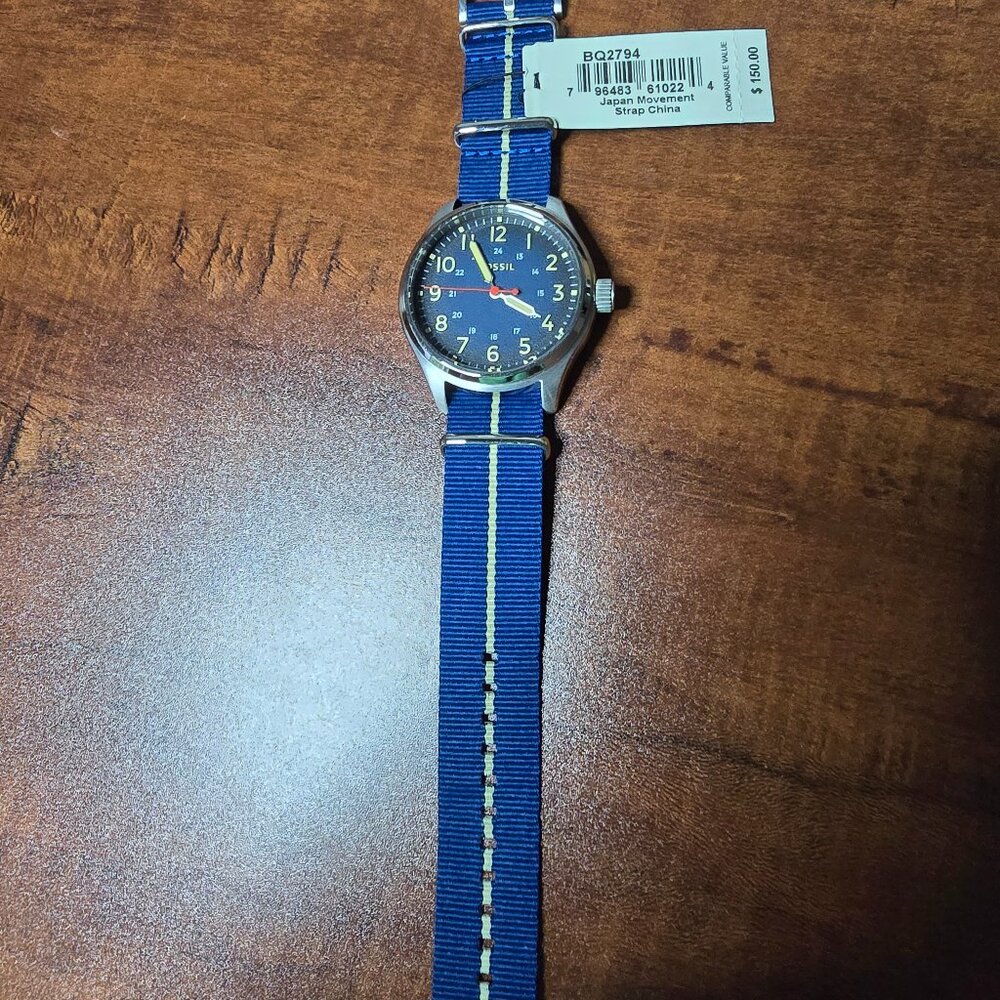 Fossil Watch - Picture 3 of 4